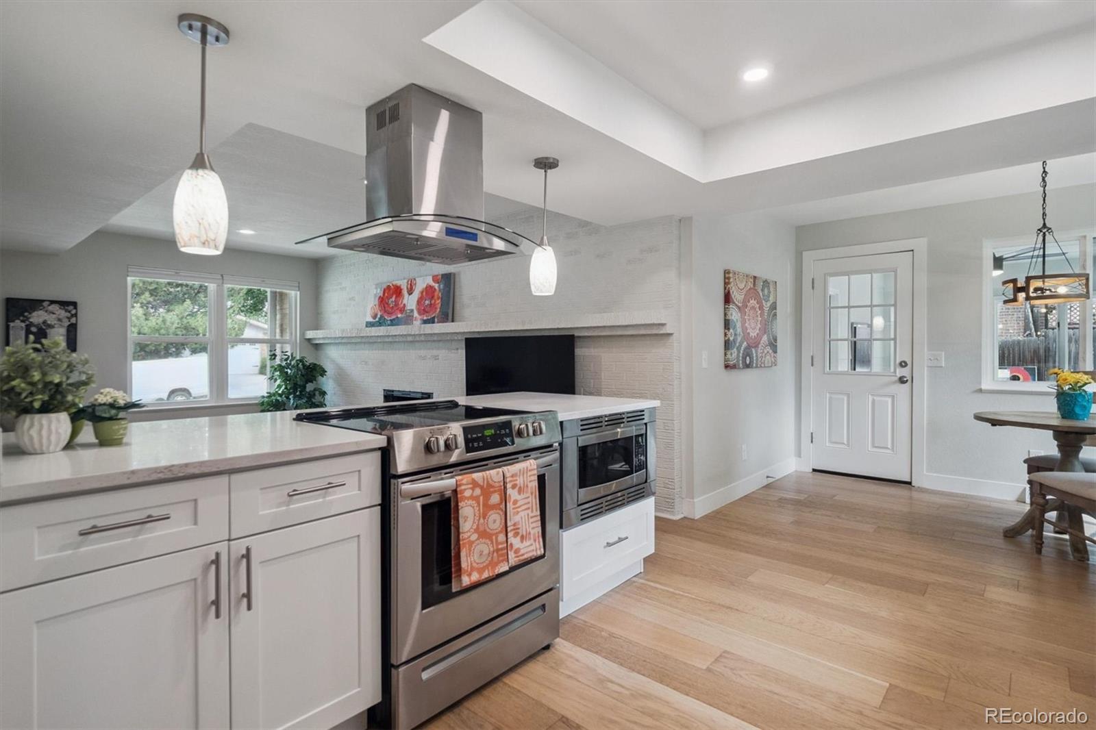 2438 S Holland Court Lakewood CO 80227