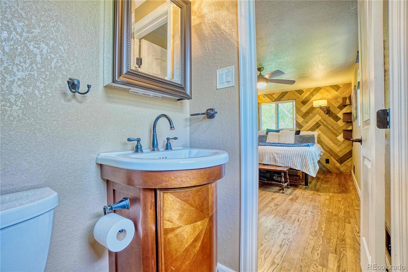861 Phillips Drive Northglenn CO 80233