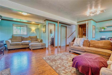 861 Phillips Drive Northglenn CO 80233