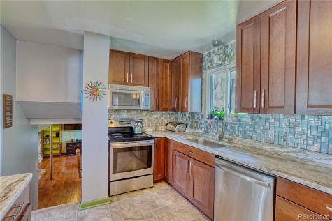 861 Phillips Drive Northglenn CO 80233