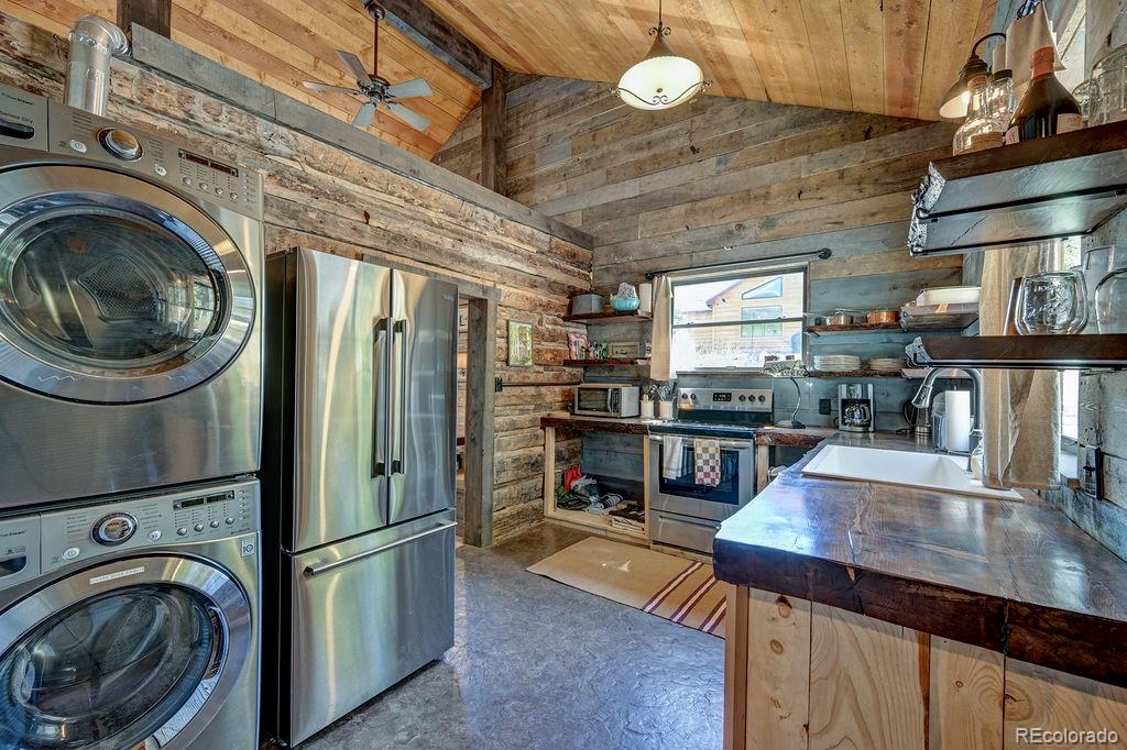 22525 Barnhill Street Salida CO 81201