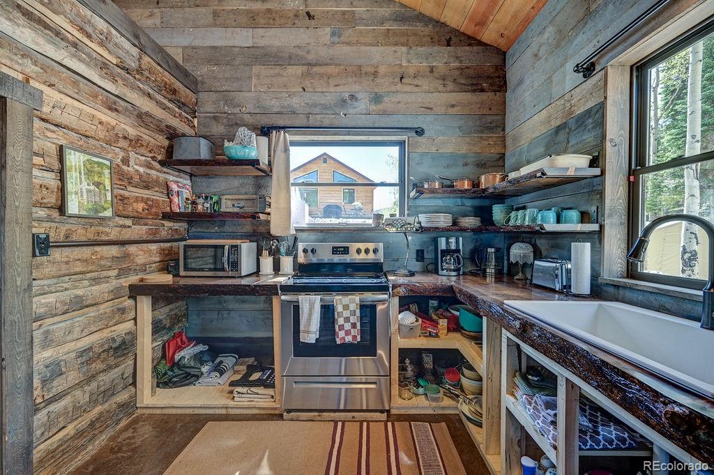 22525 Barnhill Street Salida CO 81201