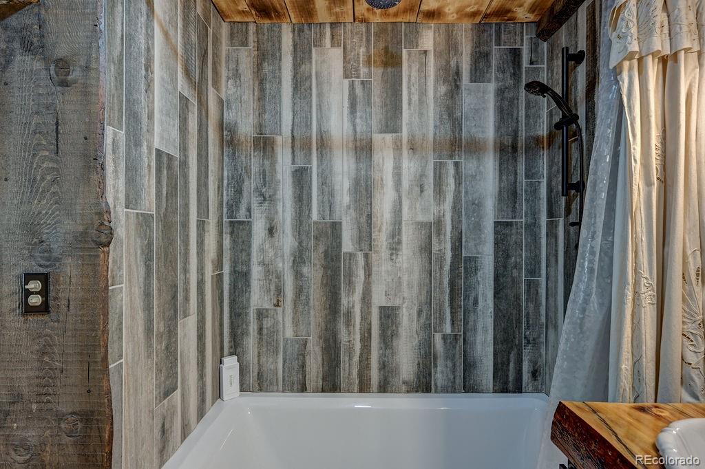 22525 Barnhill Street Salida CO 81201