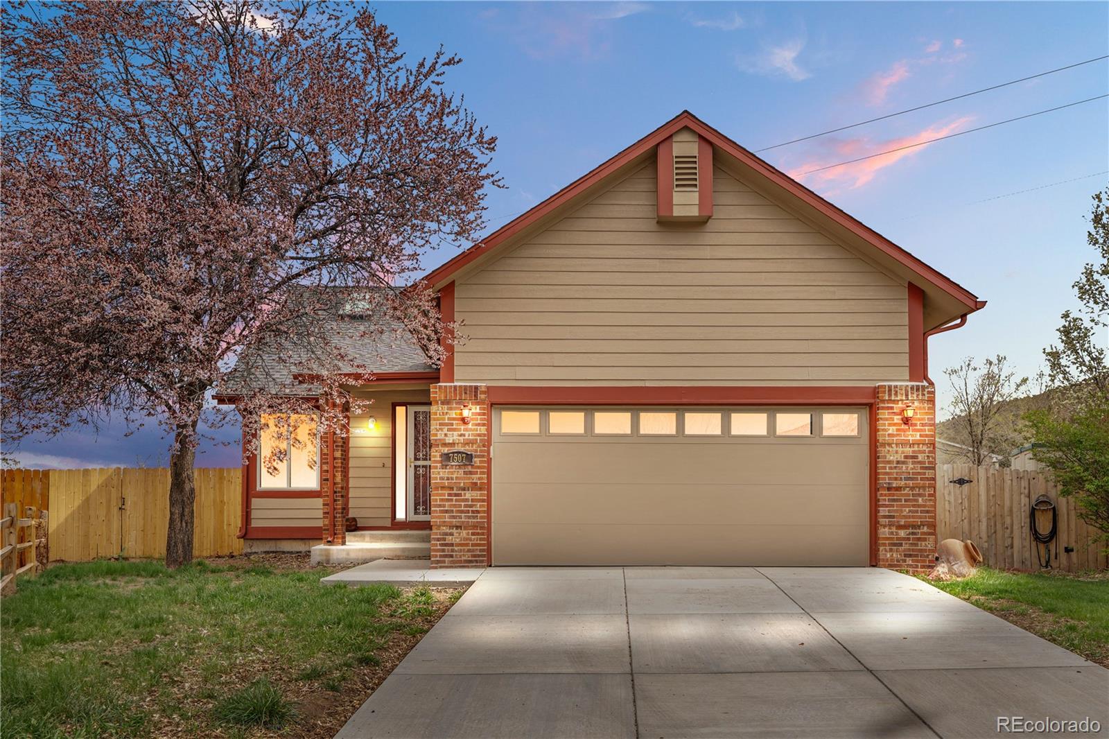 7507 Halleys Drive Littleton CO 80125