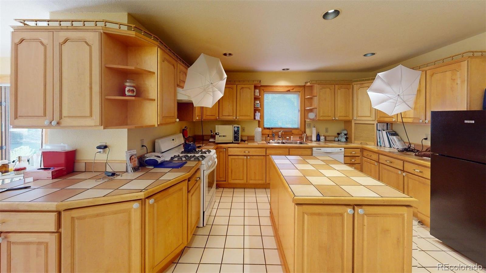 46 Camino Baca Grande Crestone CO 81131