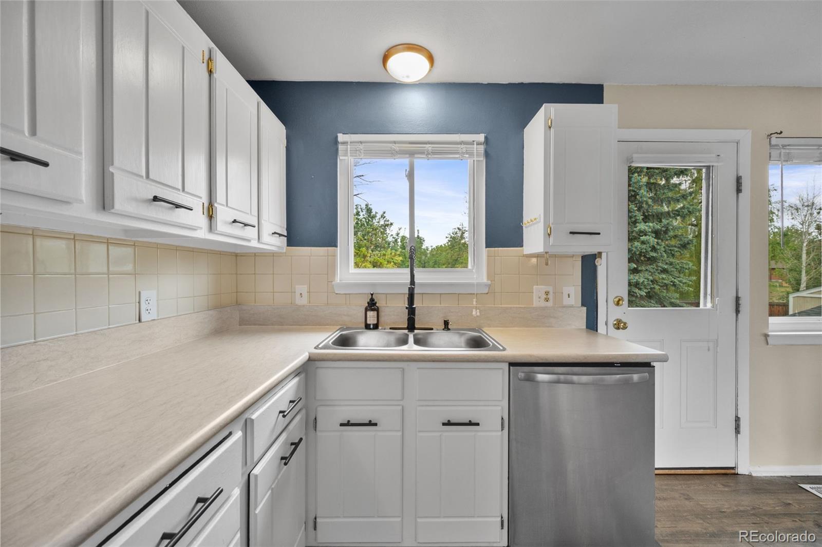 6113 S Cody Way Littleton CO 80123