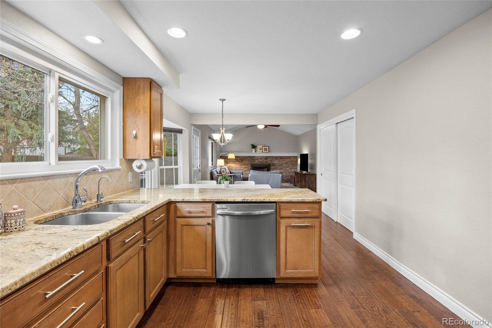 10866 E Berry Avenue Englewood CO 80111