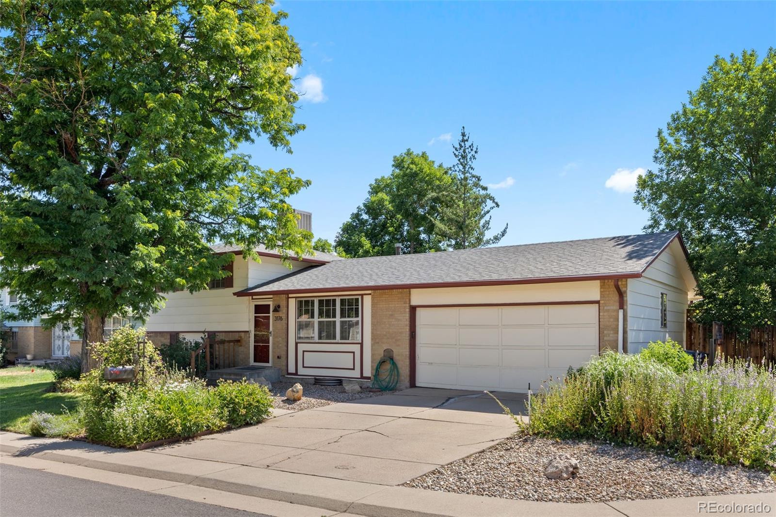 3176 S Alton Court Denver CO 80231