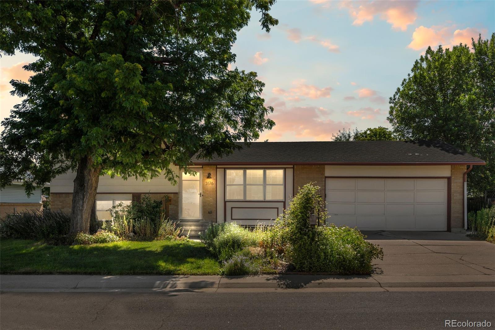 3176 S Alton Court Denver CO 80231