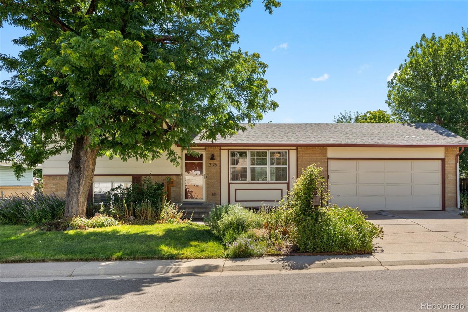 3176 S Alton Court Denver CO 80231