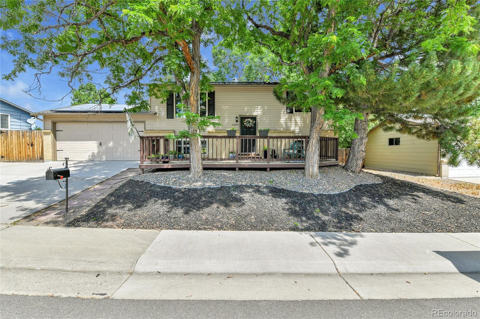 1528 S Robb Court Denver CO 80232