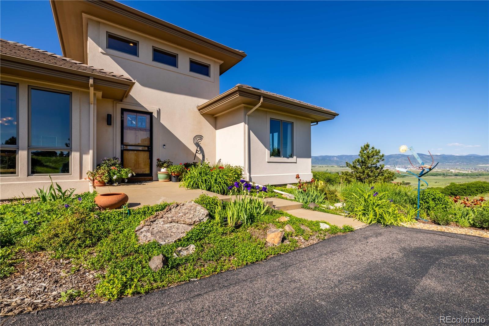 8611 Coachlight Way Littleton CO 80125