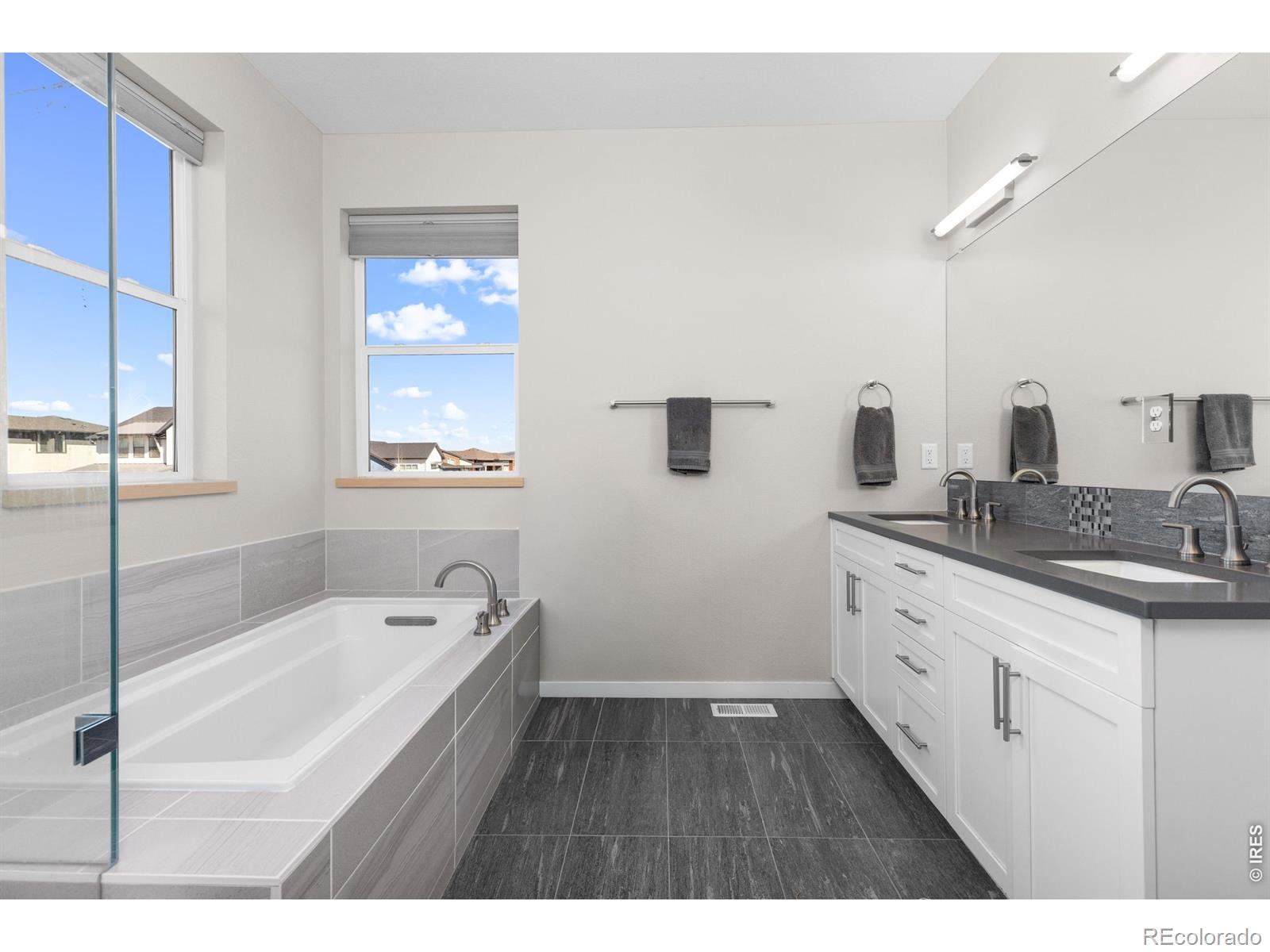 5687 Cottontail Drive Longmont CO 80503
