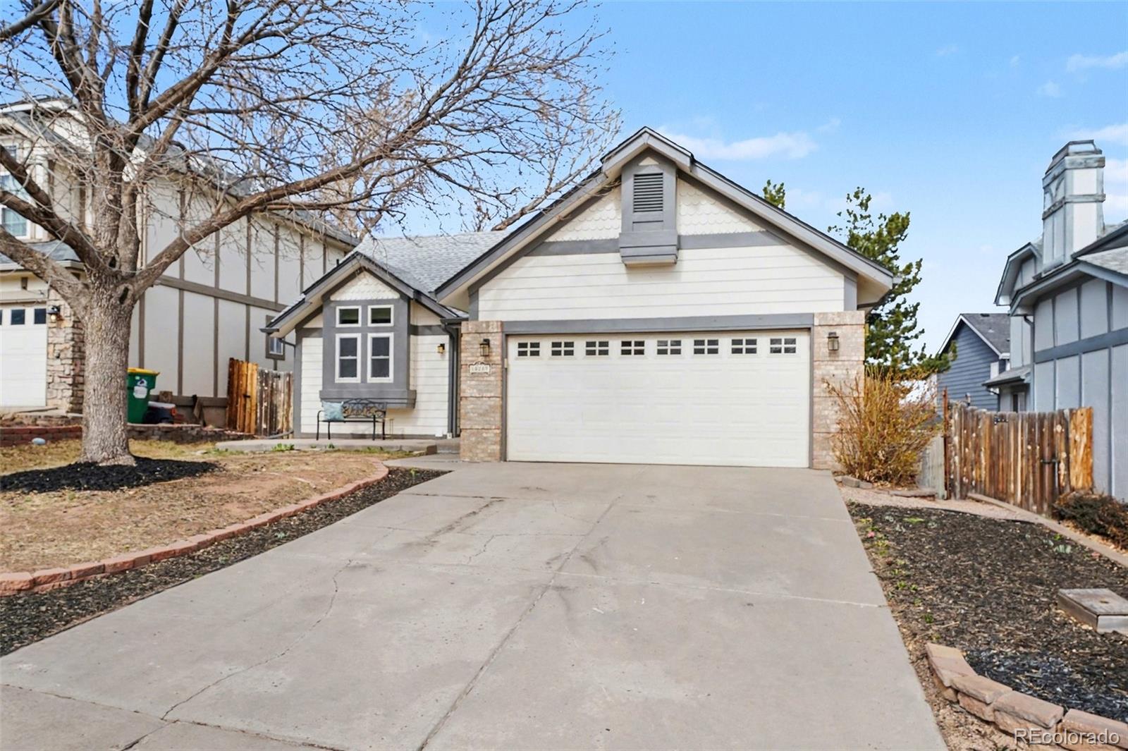 10289 Halleys Way Littleton CO 80125
