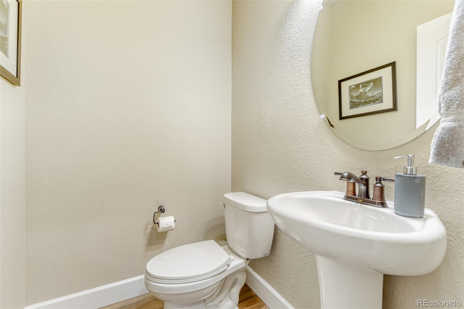 9857 Rosalee Peak Street Littleton CO 80125