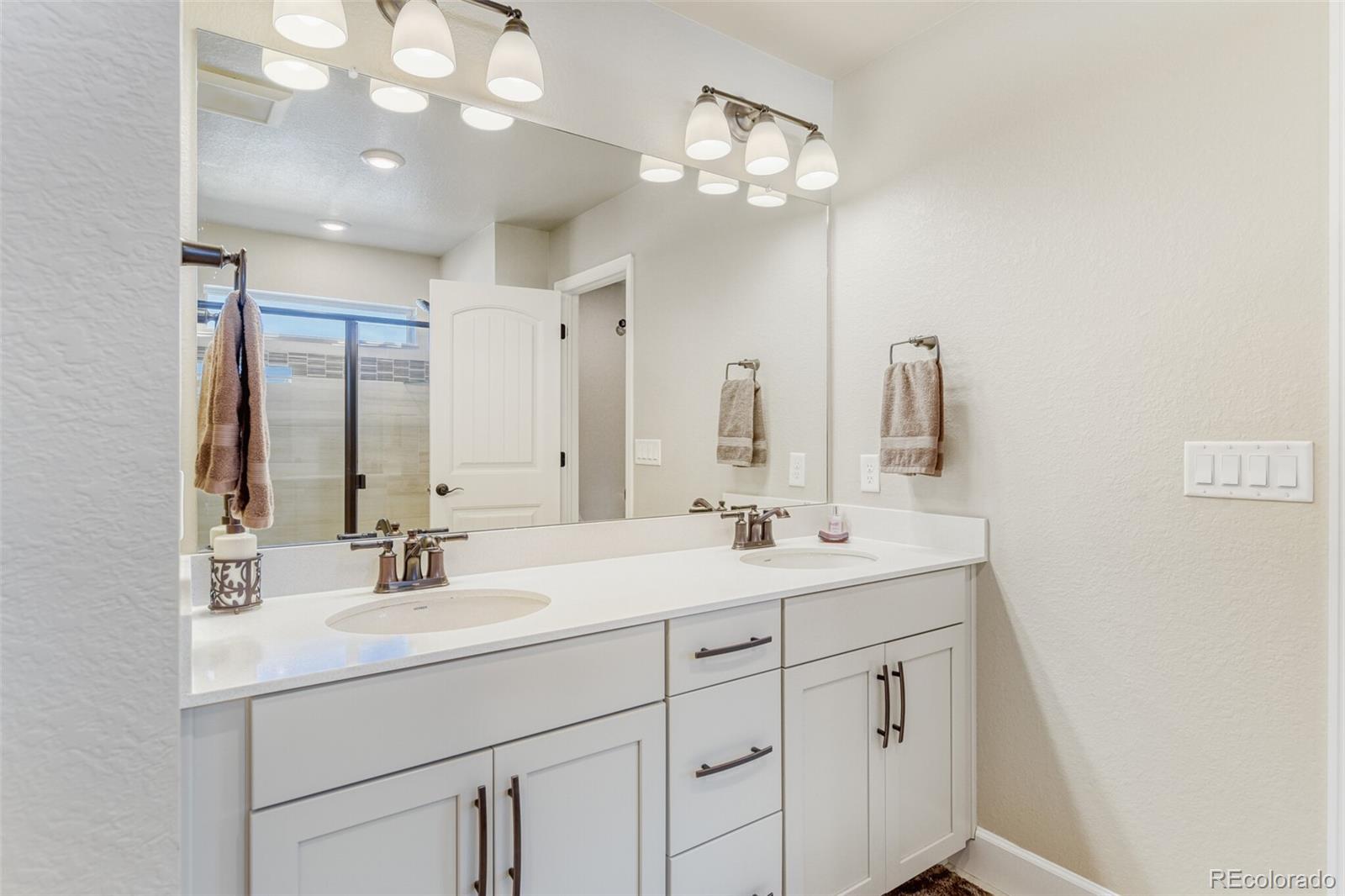 9857 Rosalee Peak Street Littleton CO 80125