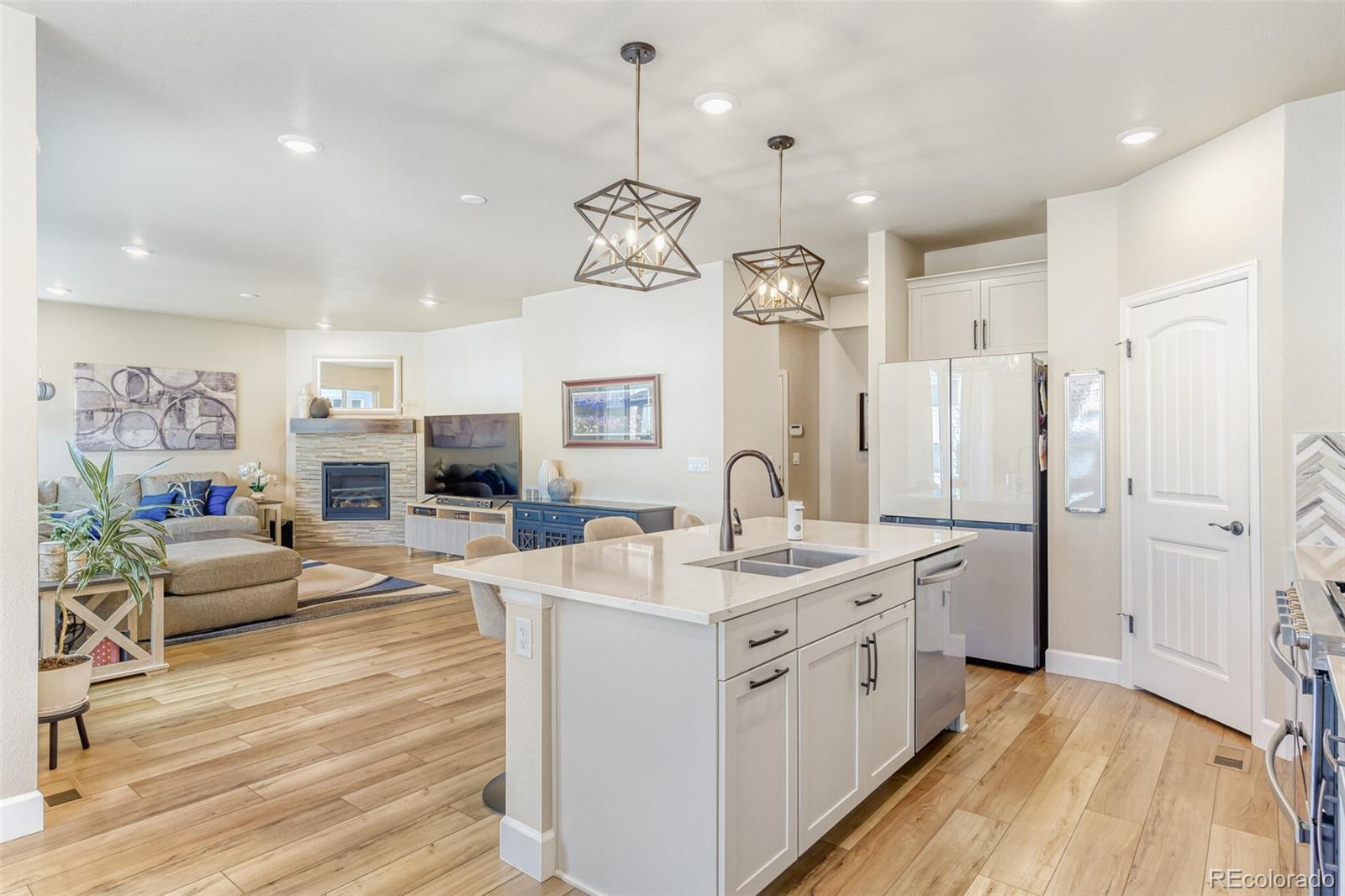 9857 Rosalee Peak Street Littleton CO 80125