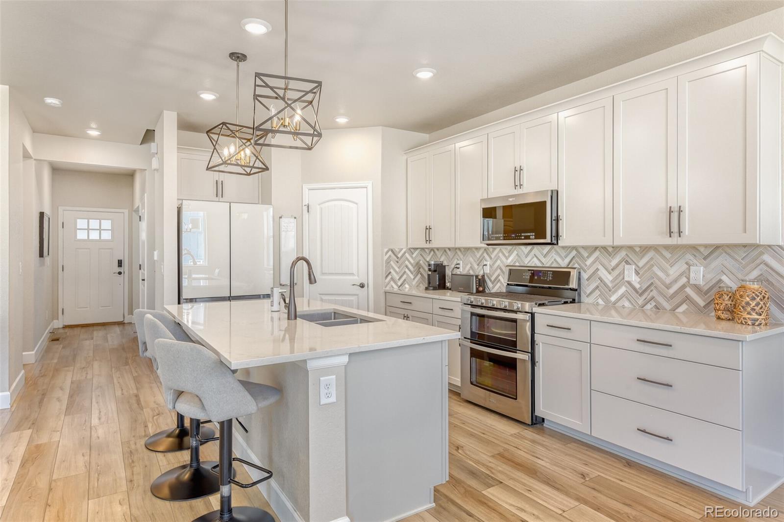 9857 Rosalee Peak Street Littleton CO 80125