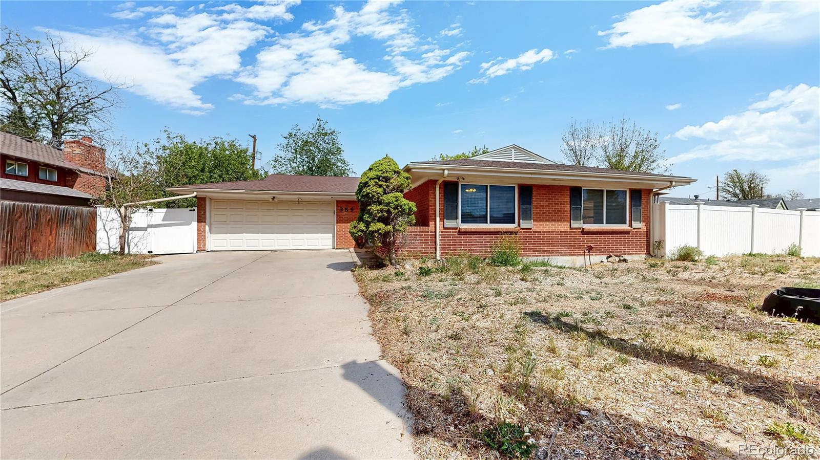 359 Quentin Street Aurora CO 80011