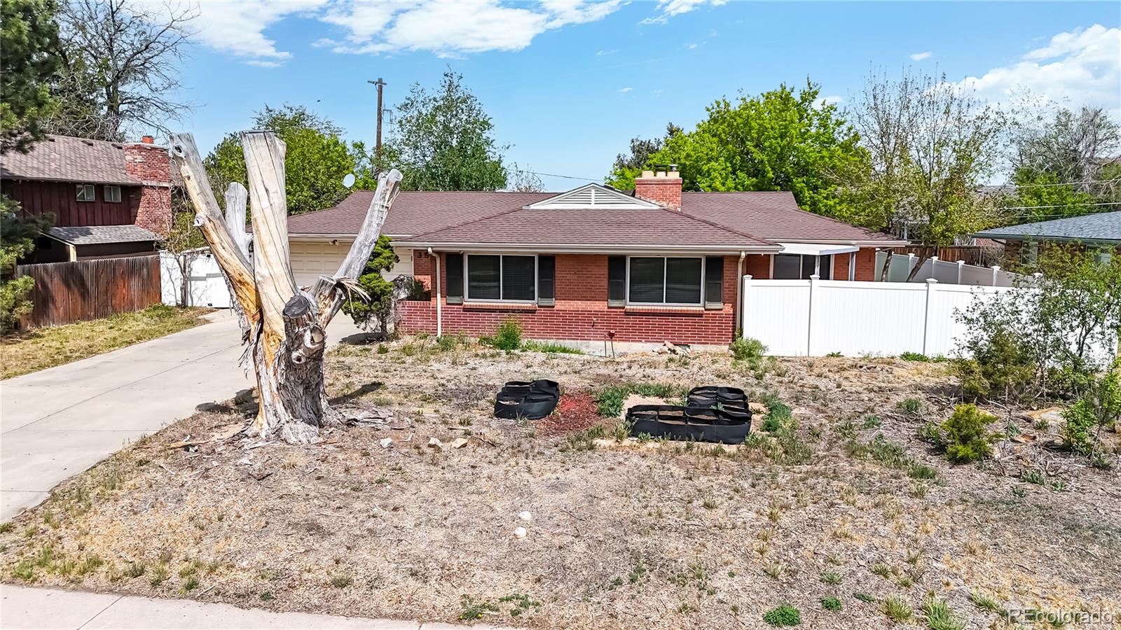 359 Quentin Street Aurora CO 80011