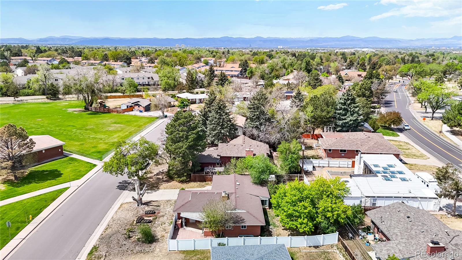 359 Quentin Street Aurora CO 80011