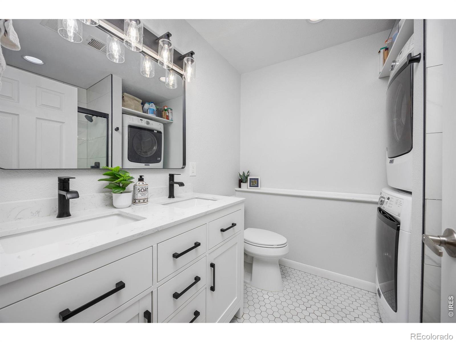 1816 Rice Street Longmont CO 80501