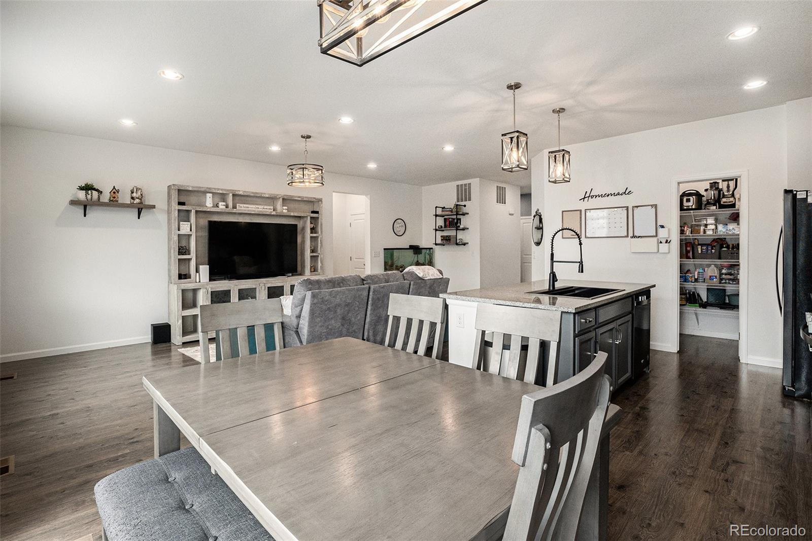 26787 E Maple Avenue Aurora CO 80018