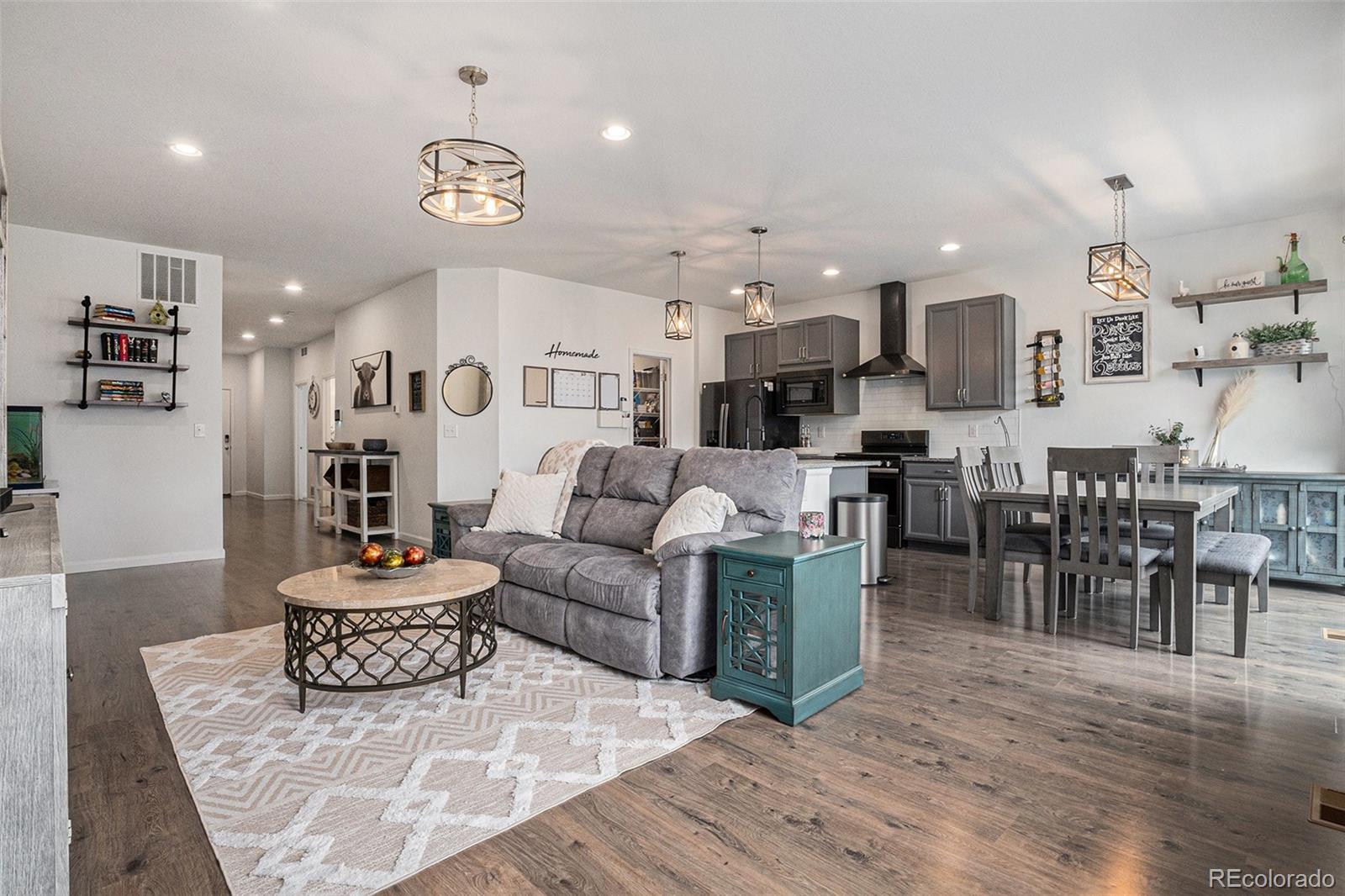 26787 E Maple Avenue Aurora CO 80018