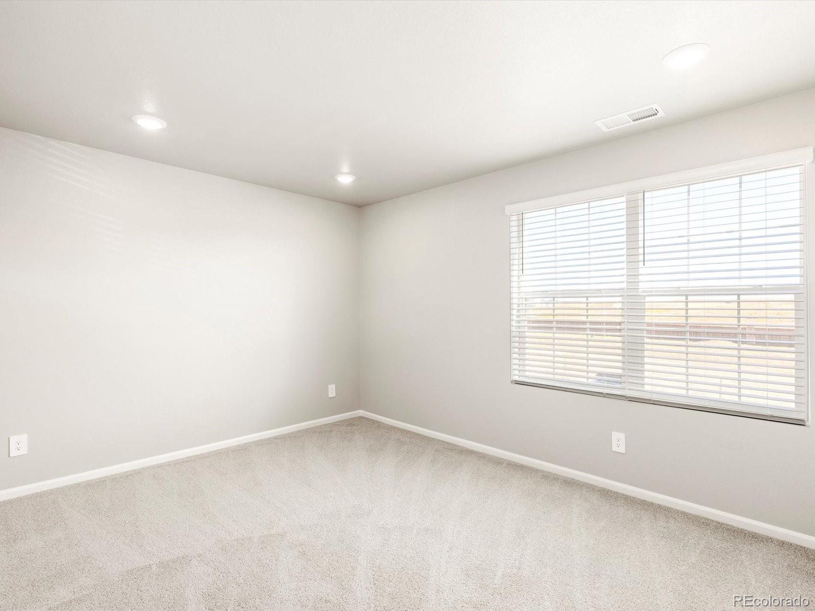 8938 Salida Street Commerce City CO 80022