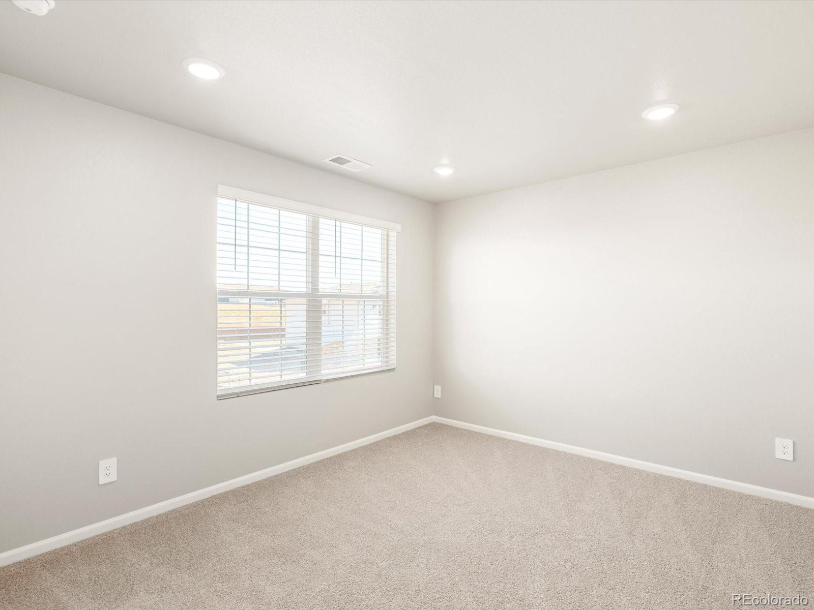 8938 Salida Street Commerce City CO 80022
