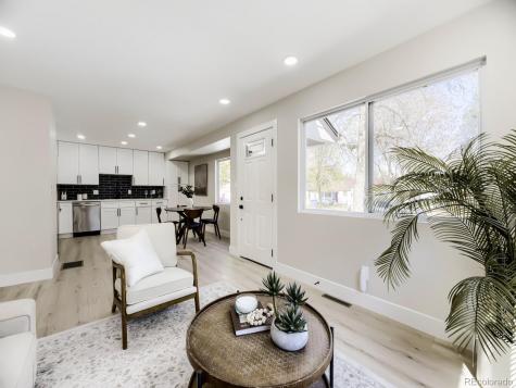 1171 Geneva Street Aurora CO 80010