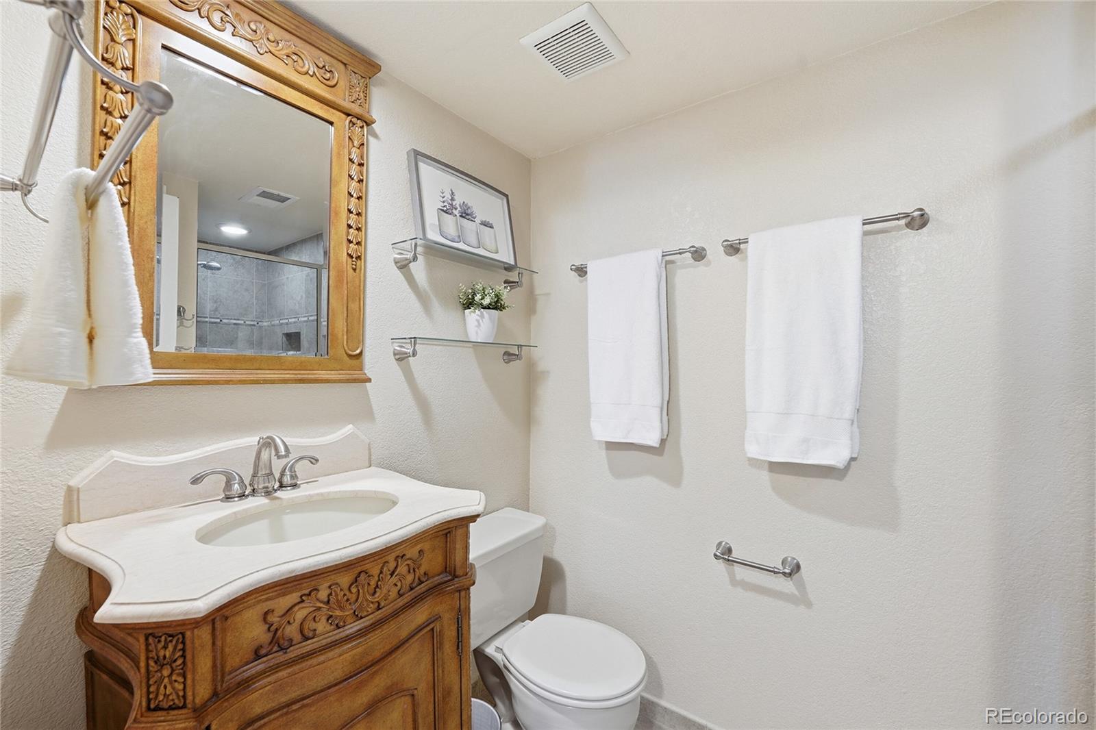 21642 E Alamo Place Centennial CO 80015