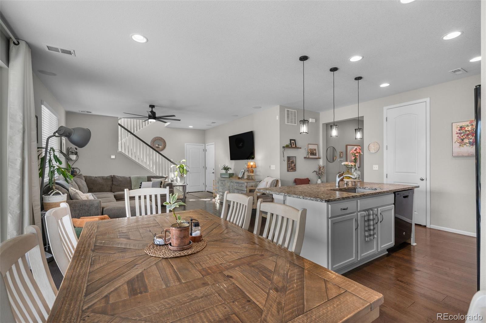 240 S Langdale Court Aurora CO 80018