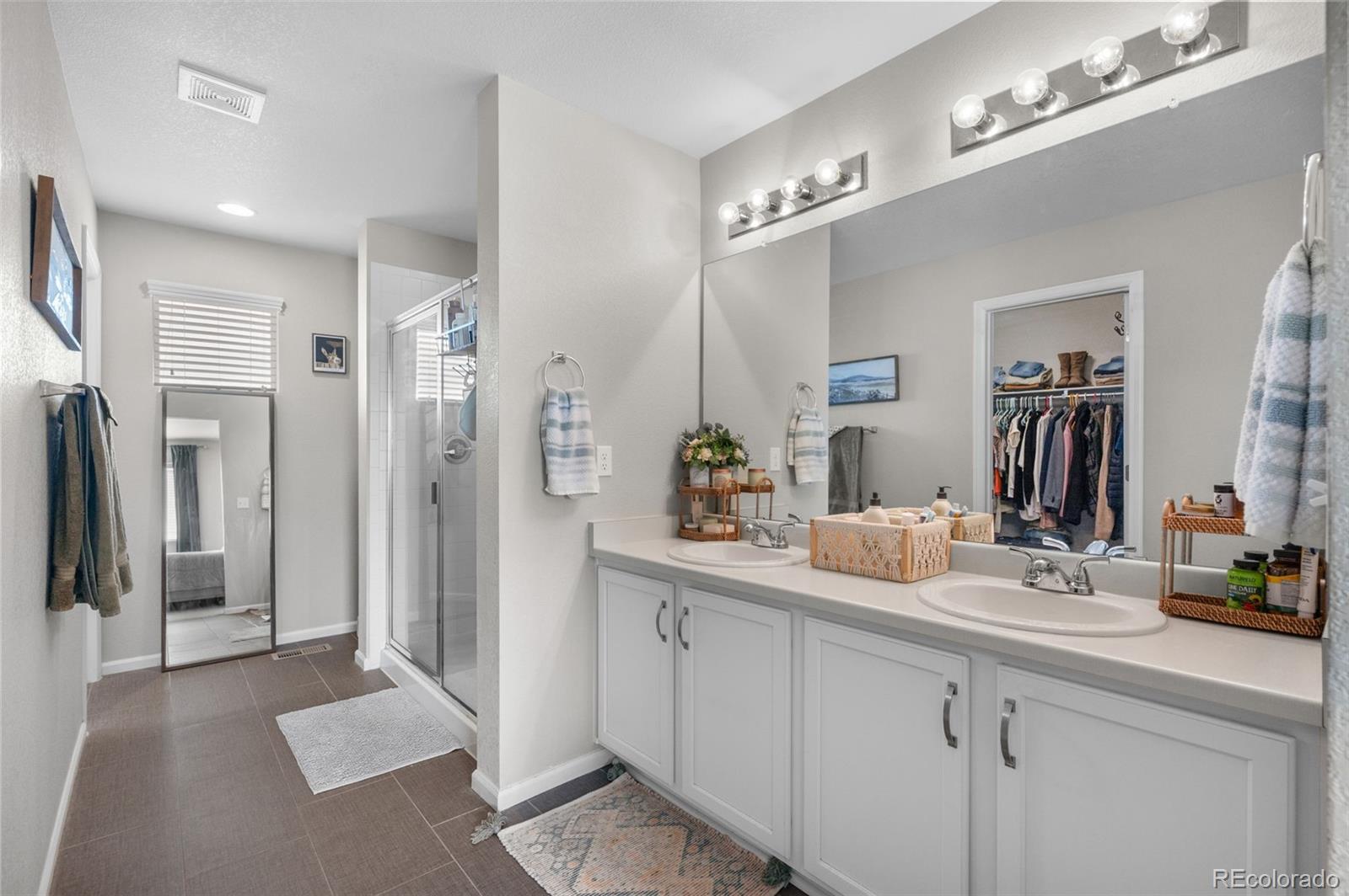 240 S Langdale Court Aurora CO 80018