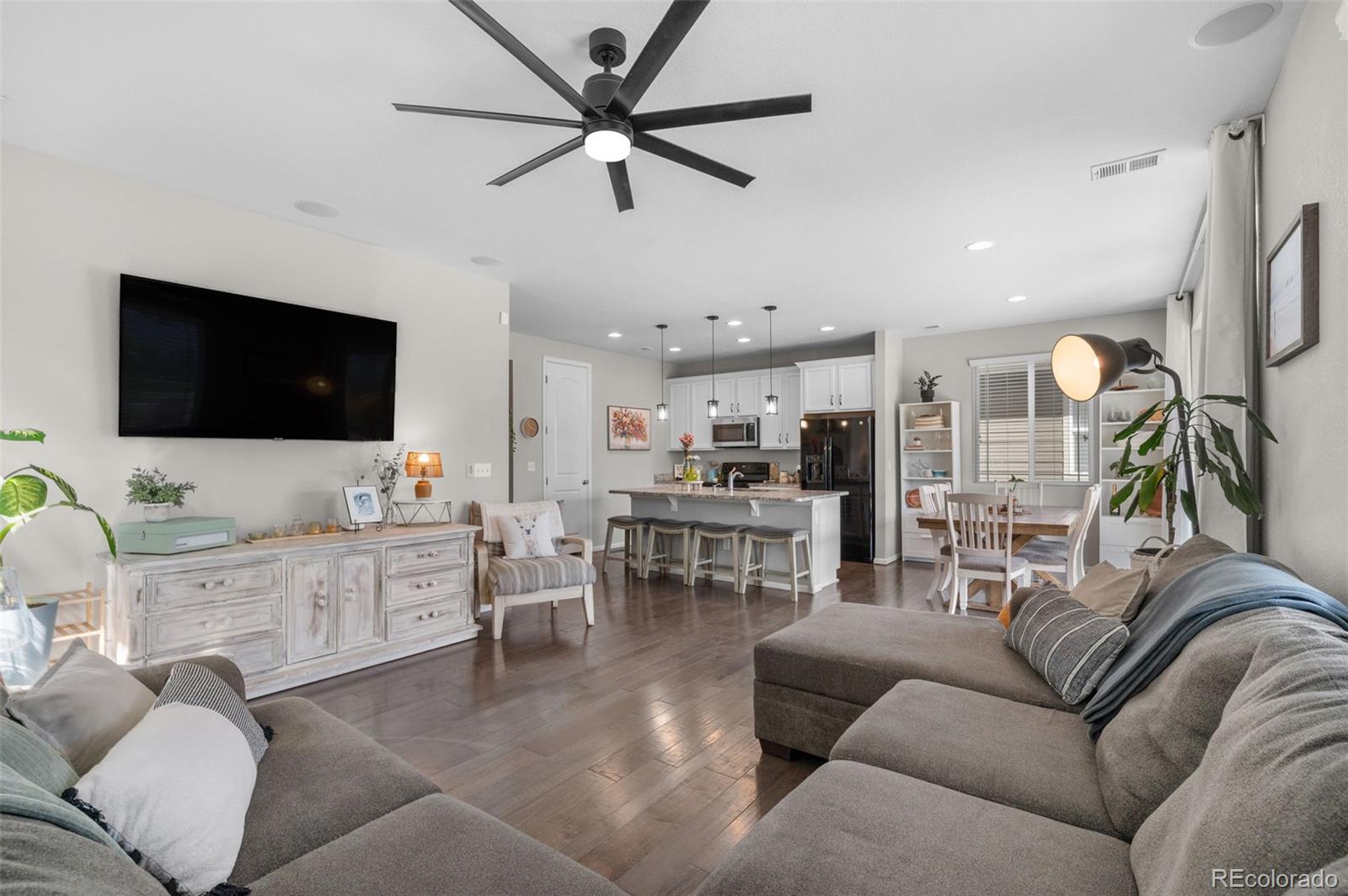 240 S Langdale Court Aurora CO 80018