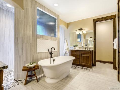 4735 Saxton Hollow Road Colorado Springs CO 80908