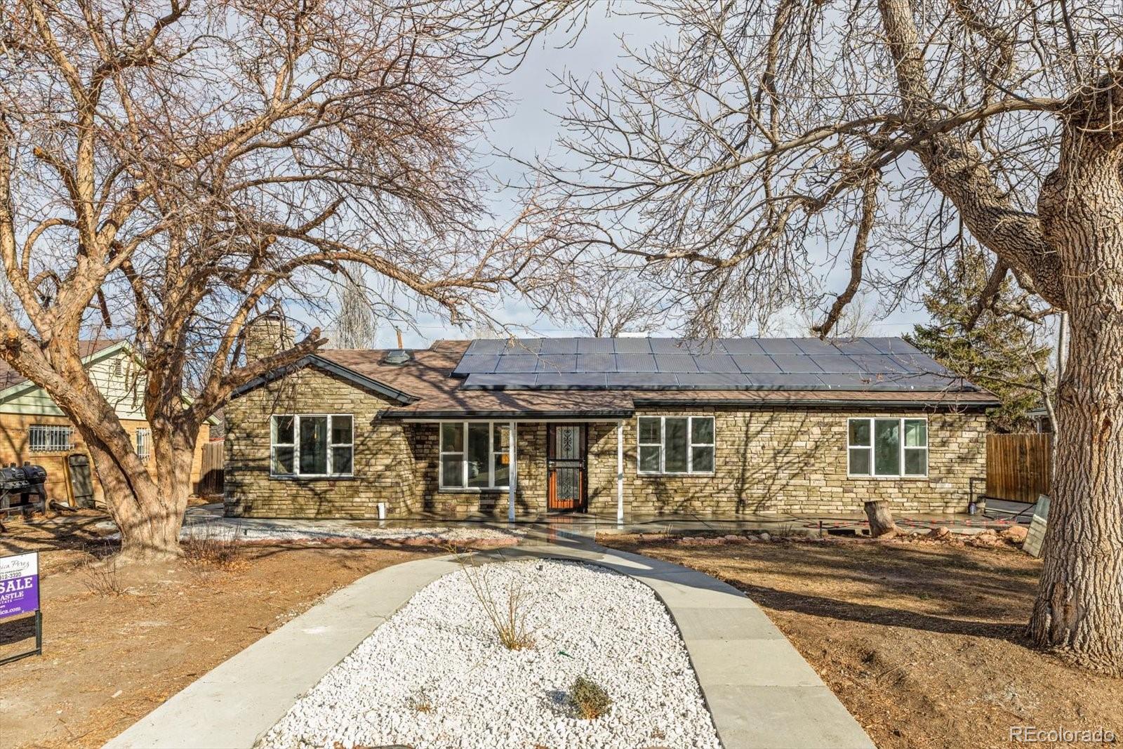 938 Salem Street Aurora CO 80011