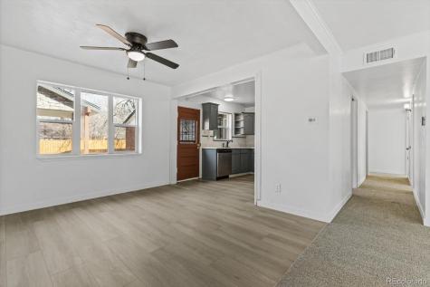 938 Salem Street Aurora CO 80011