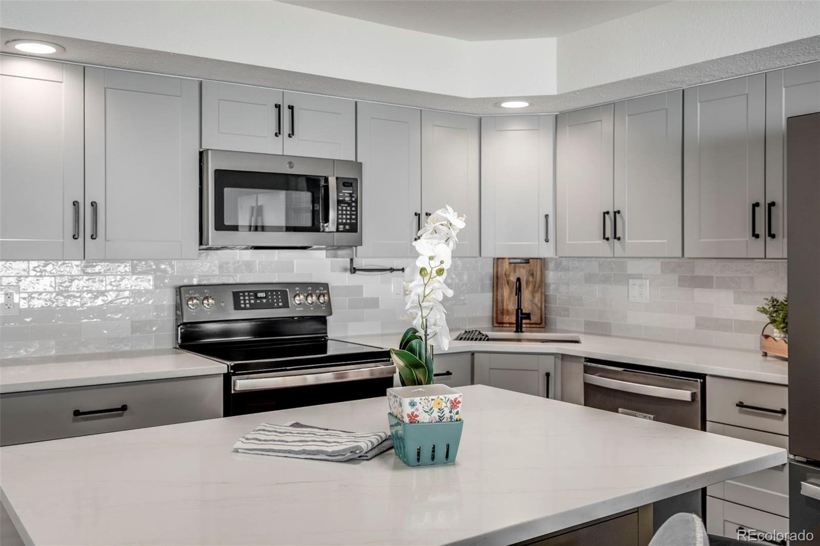 6761 Harlan Street Arvada CO 80003