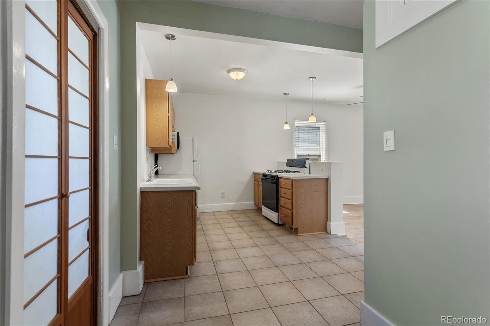 914 E Iowa Avenue Denver CO 80210
