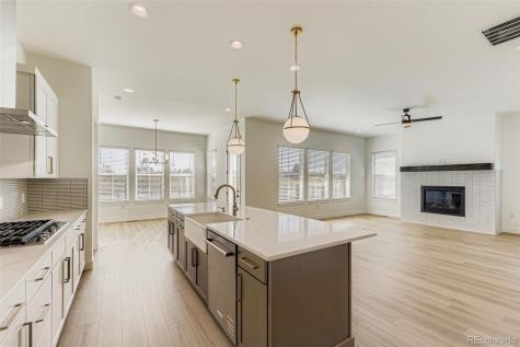 9046 S Shawnee Court Aurora CO 80016