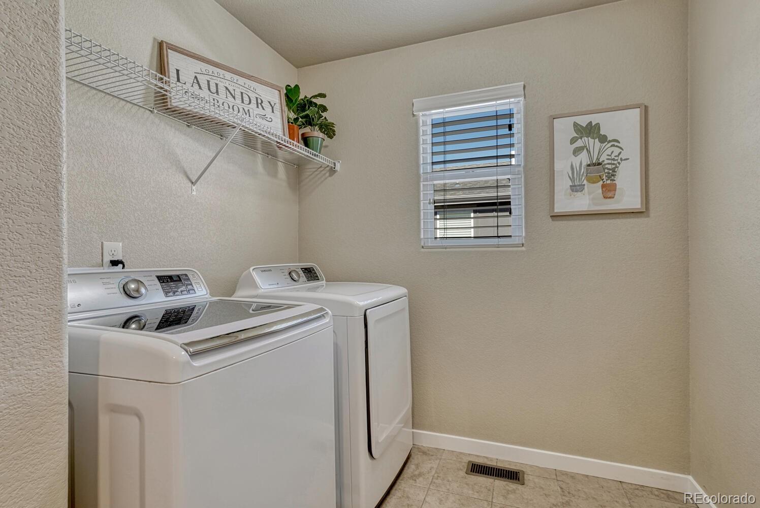 898 Antrim Loop Colorado Springs CO 80910