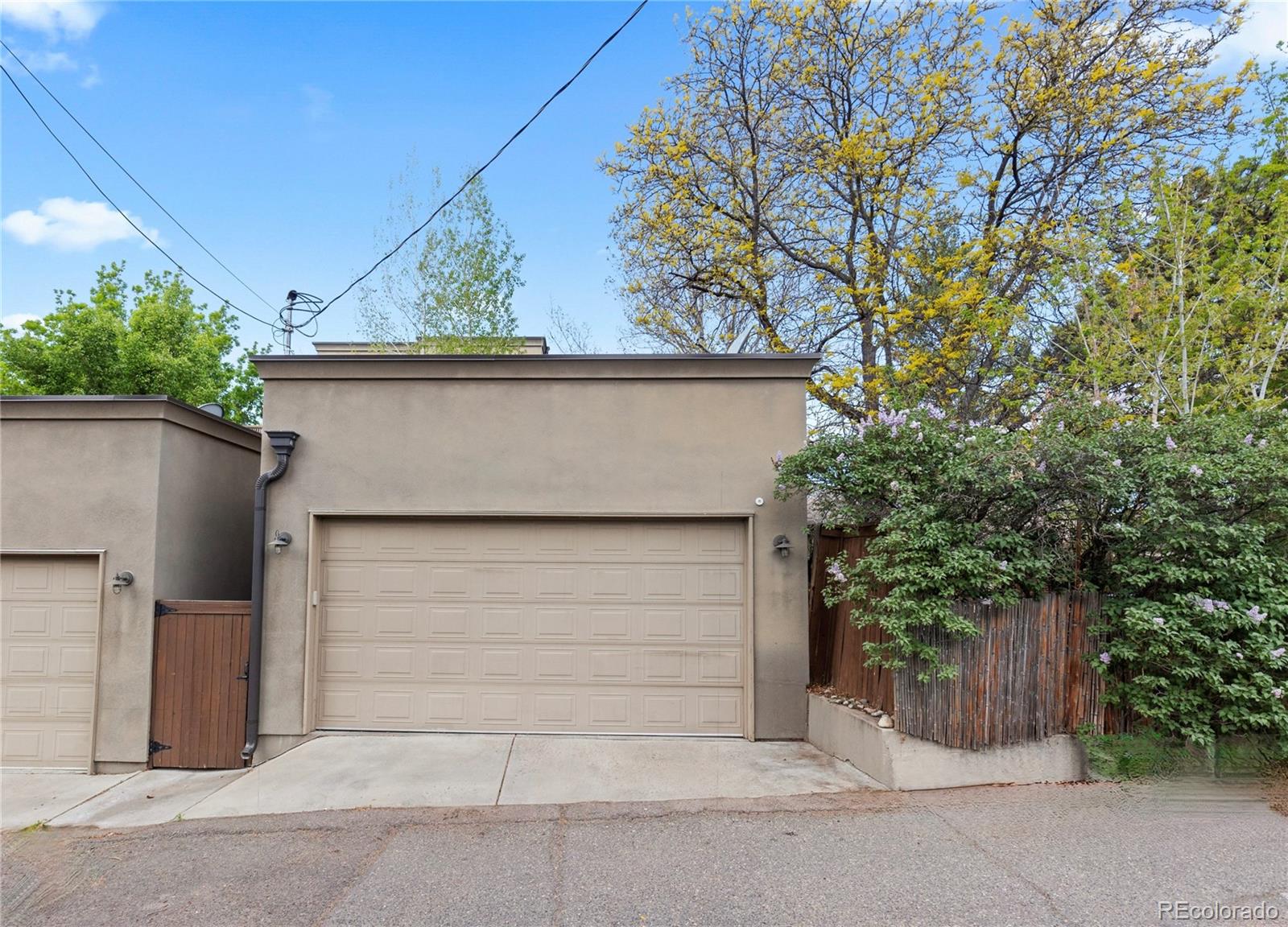 1090 S Race Street Denver CO 80209