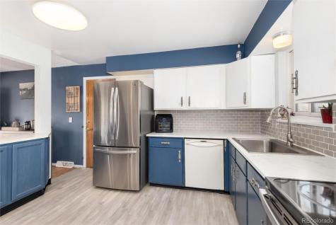 2945 S Teller Street Denver CO 80227