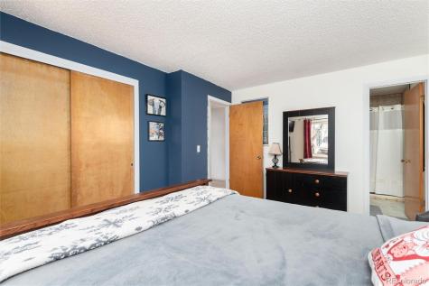 2945 S Teller Street Denver CO 80227