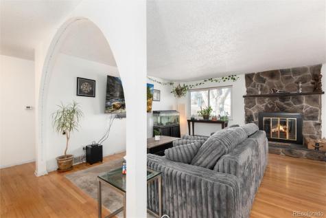 2945 S Teller Street Denver CO 80227