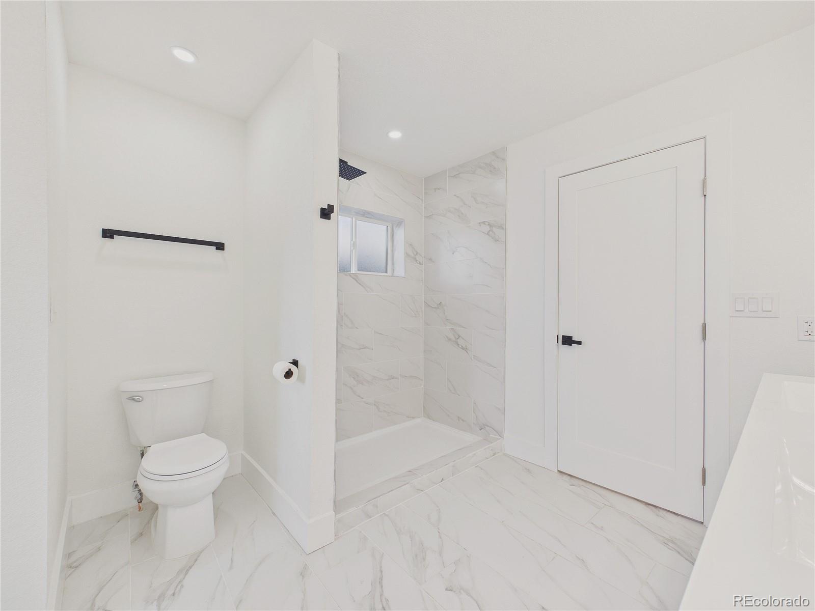 2571 S Perry Street Denver CO 80219