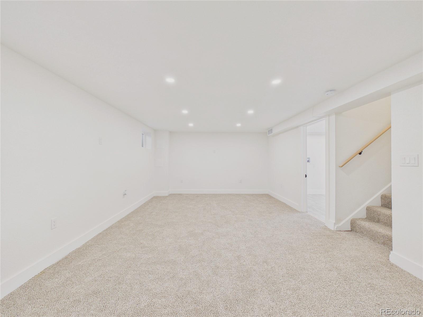 2571 S Perry Street Denver CO 80219