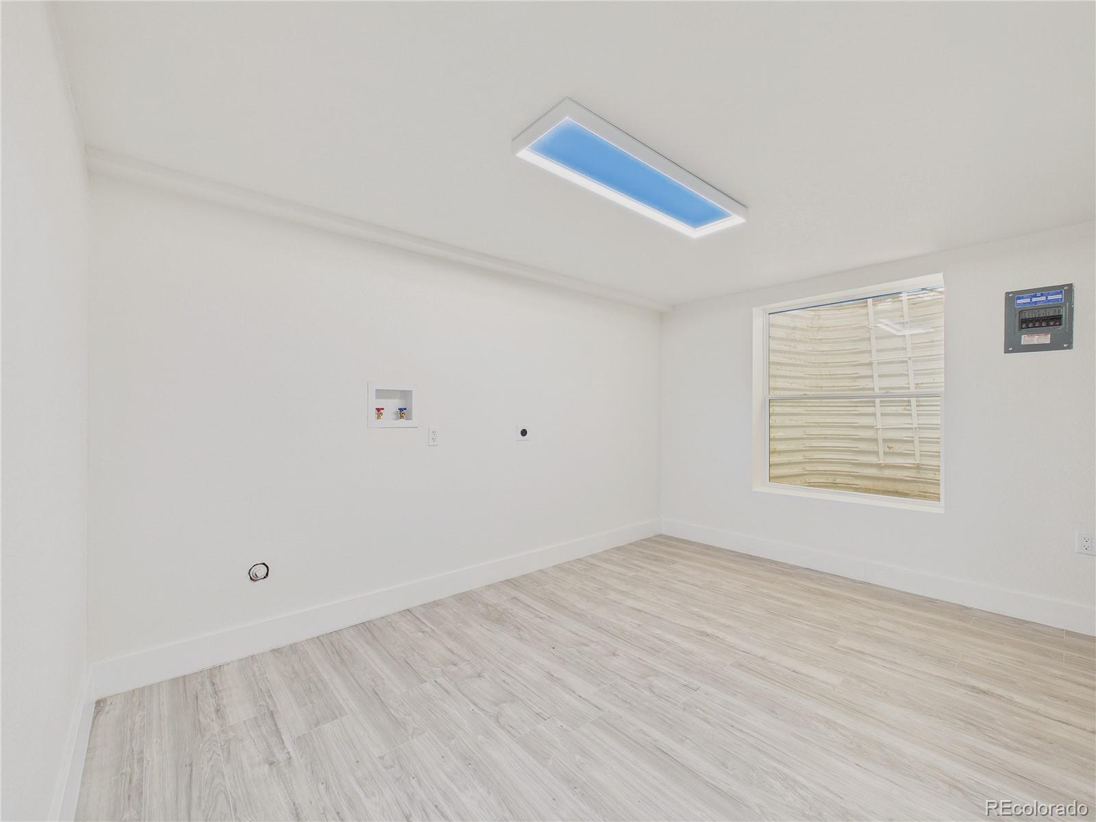 2571 S Perry Street Denver CO 80219