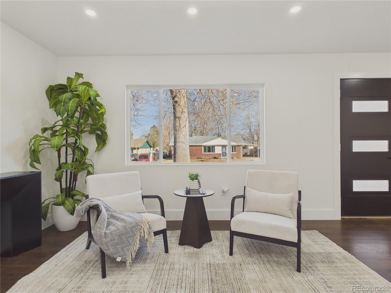 2571 S Perry Street Denver CO 80219